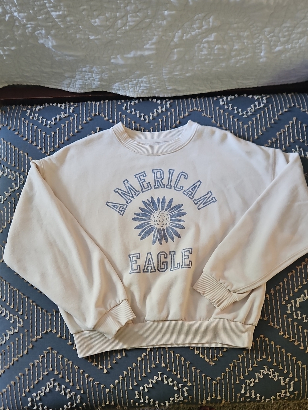 American Eagle Cream Pullover Sweatshirt with Flower Detail